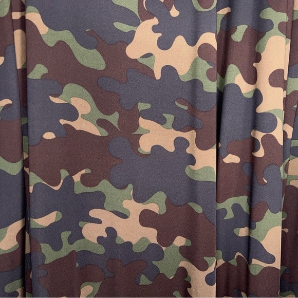 New Small LuLaRoe Camo Skirt Jessica Style Stretch Elastic Waistband Casual - Picture 8 of 13